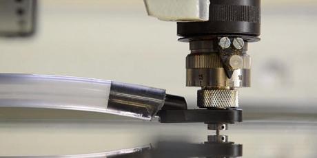 Chip collector for rotary engraving machine